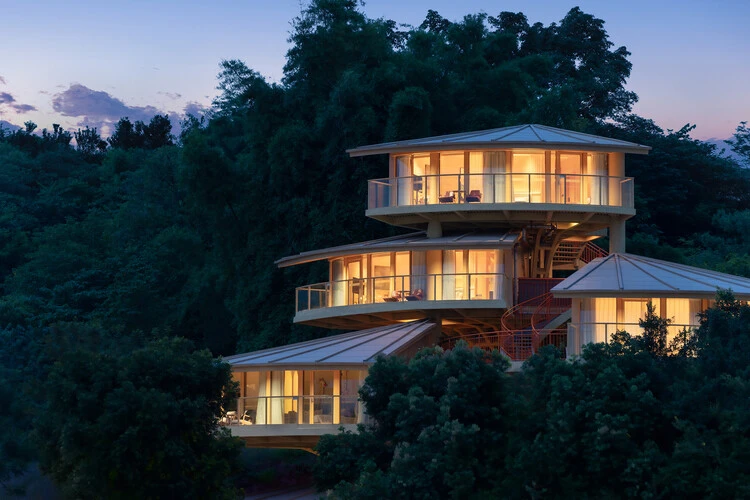 Compare Treehouse Hotel Plans: The 2026 Authoritative Guide to Arboreal Luxury