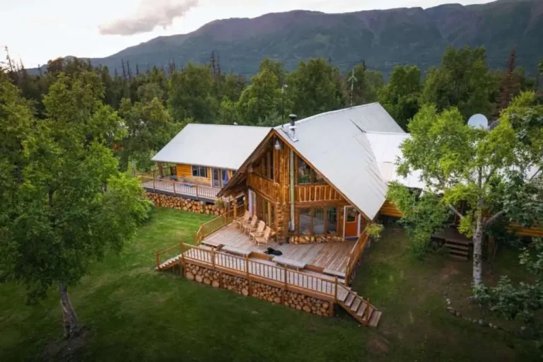 Luxury Woodland Stays America: The 2026 Definitive Pillar Guide